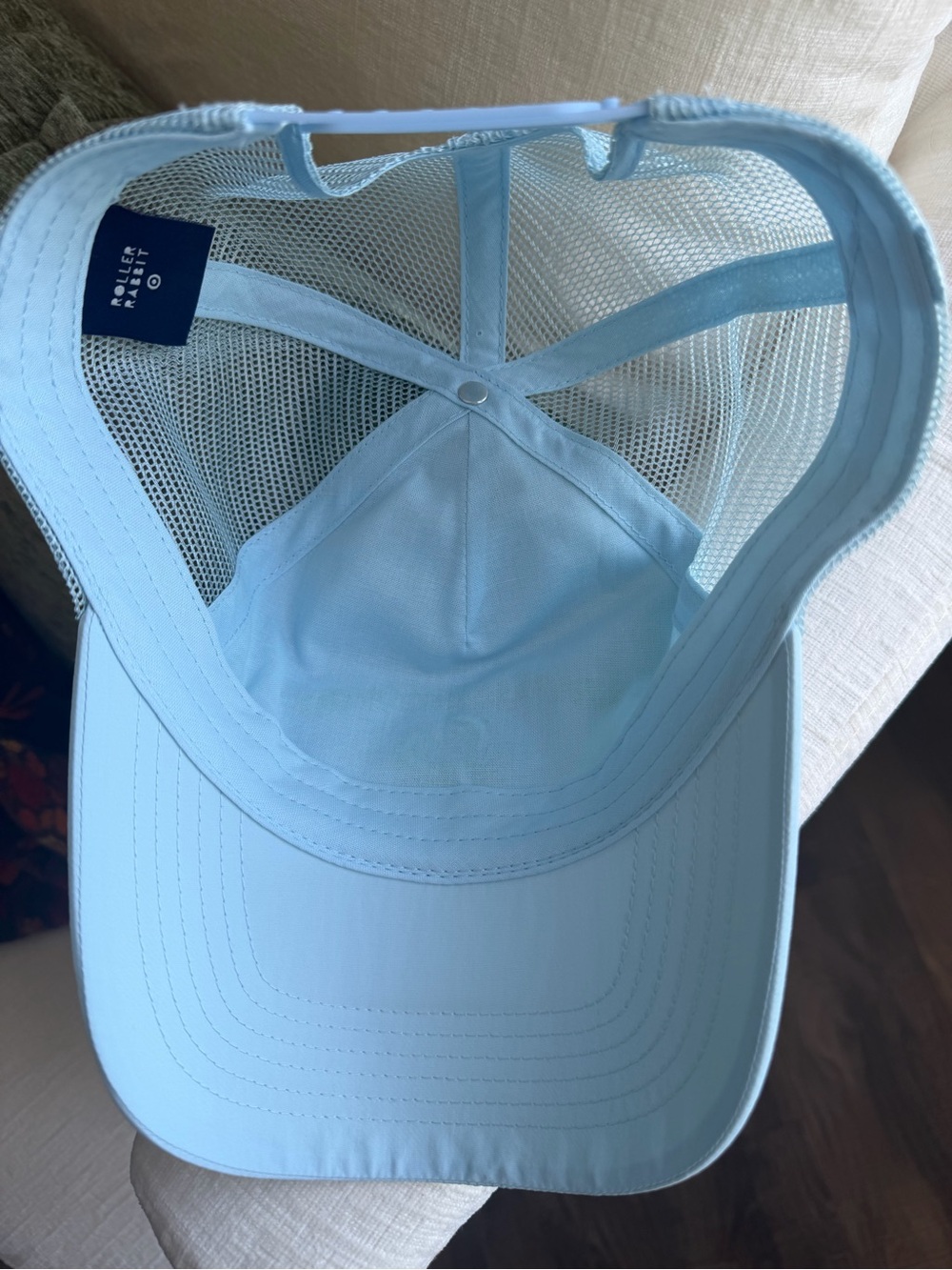 Like new, never worn Roller Rabbit Light Blue Hat with Green Lobster Embroidery - Picture 4 of 6